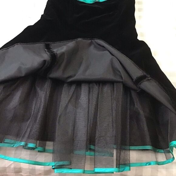 Joseph Ribkoff black velvet strapless ruffle tulle dress crinoline fit & flare 8 - Picture 5 of 16